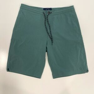 NWOT Men's Even Tide 10" Board Shorts - 32